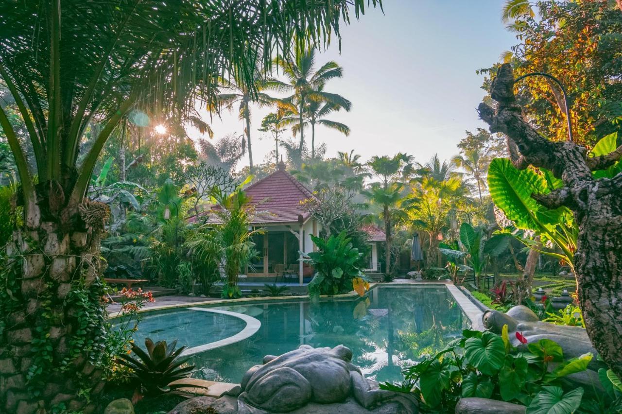 Govinda Villas Penginyahan Esterno foto