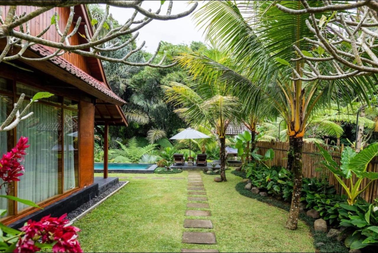 Govinda Villas Penginyahan Esterno foto